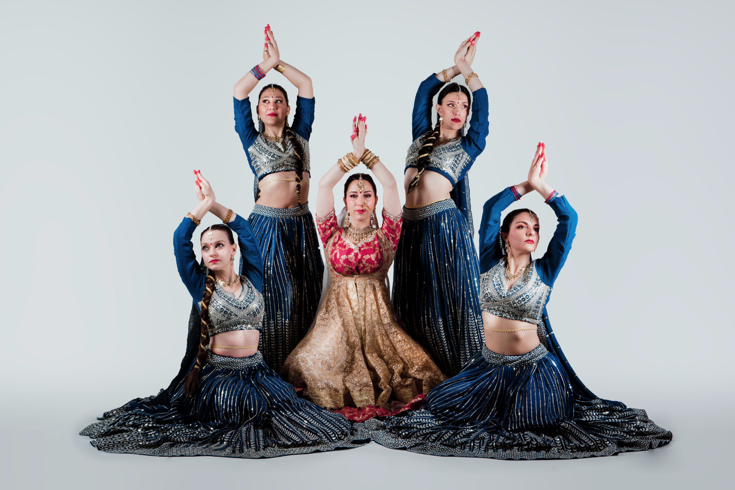 Elnura Bollywood Troupe, compagnia di danza Bollywood